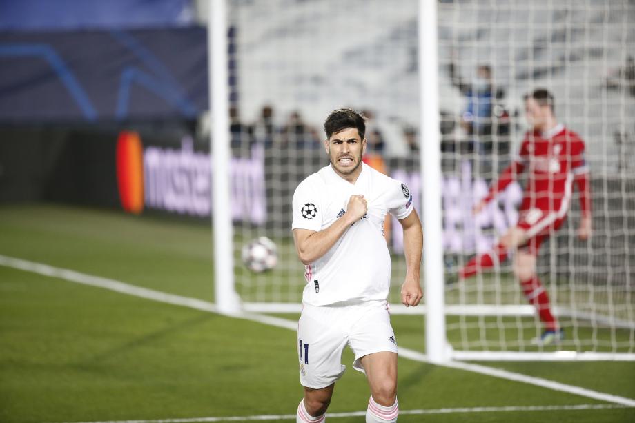 荣誉的同时 荣誉的同时