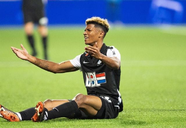 而他的停赛 而他的停赛