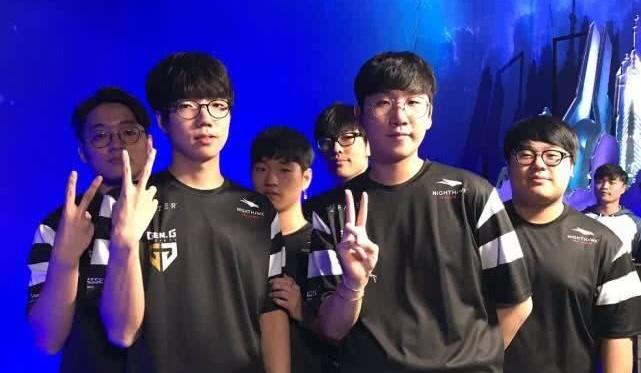 在对战犹他 在对战犹他